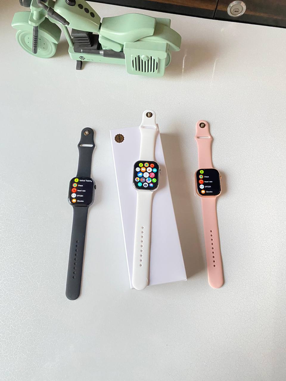 Series 10 /128GB logo watch