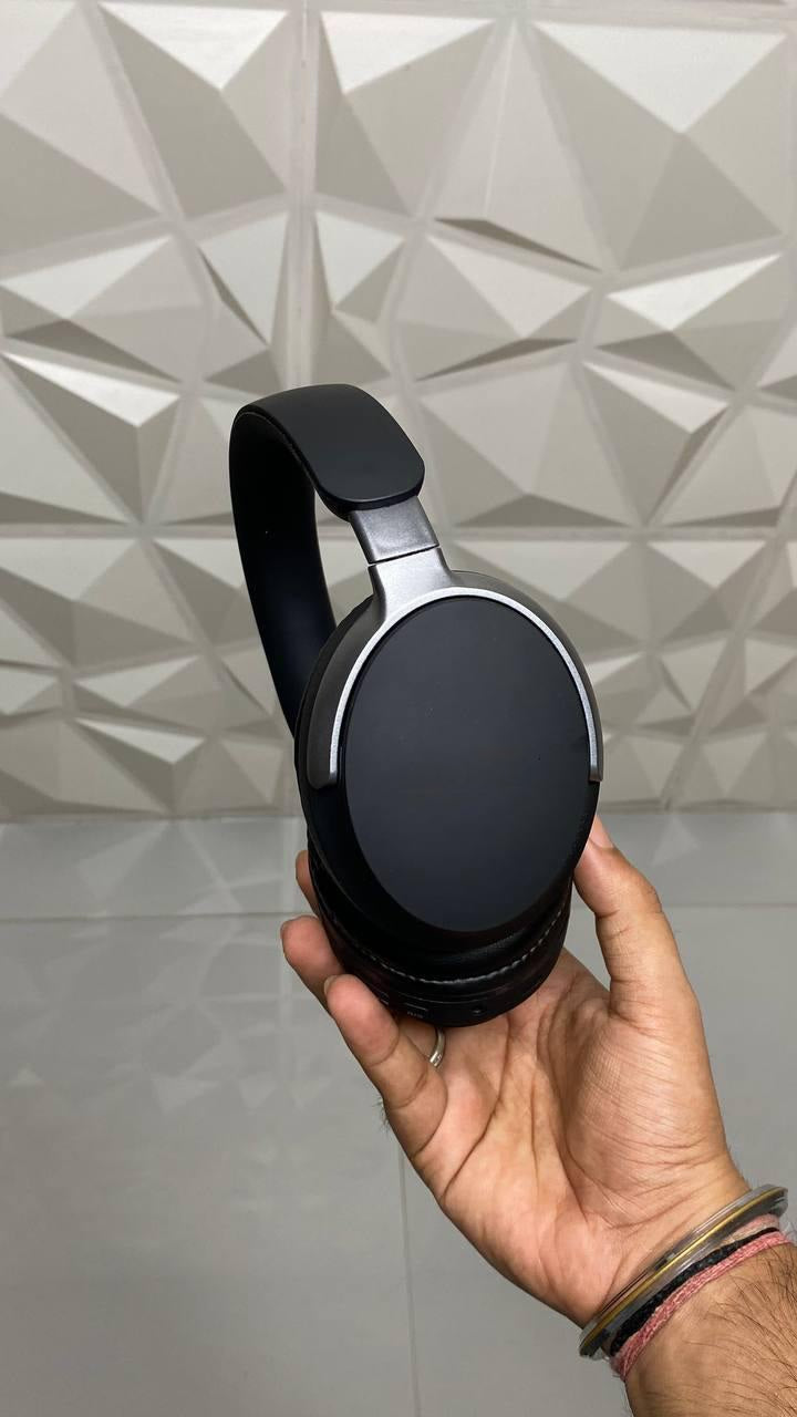 BOSS QC HEADPHONES